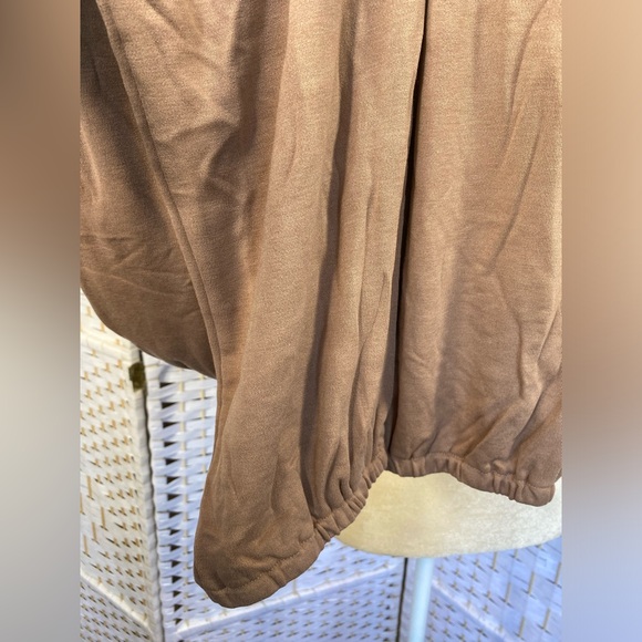 NWT Hem & Thread HUDSON SOFT RUCCED JUMPSUIT- CAPPUCCINO - Picture 14 of 15